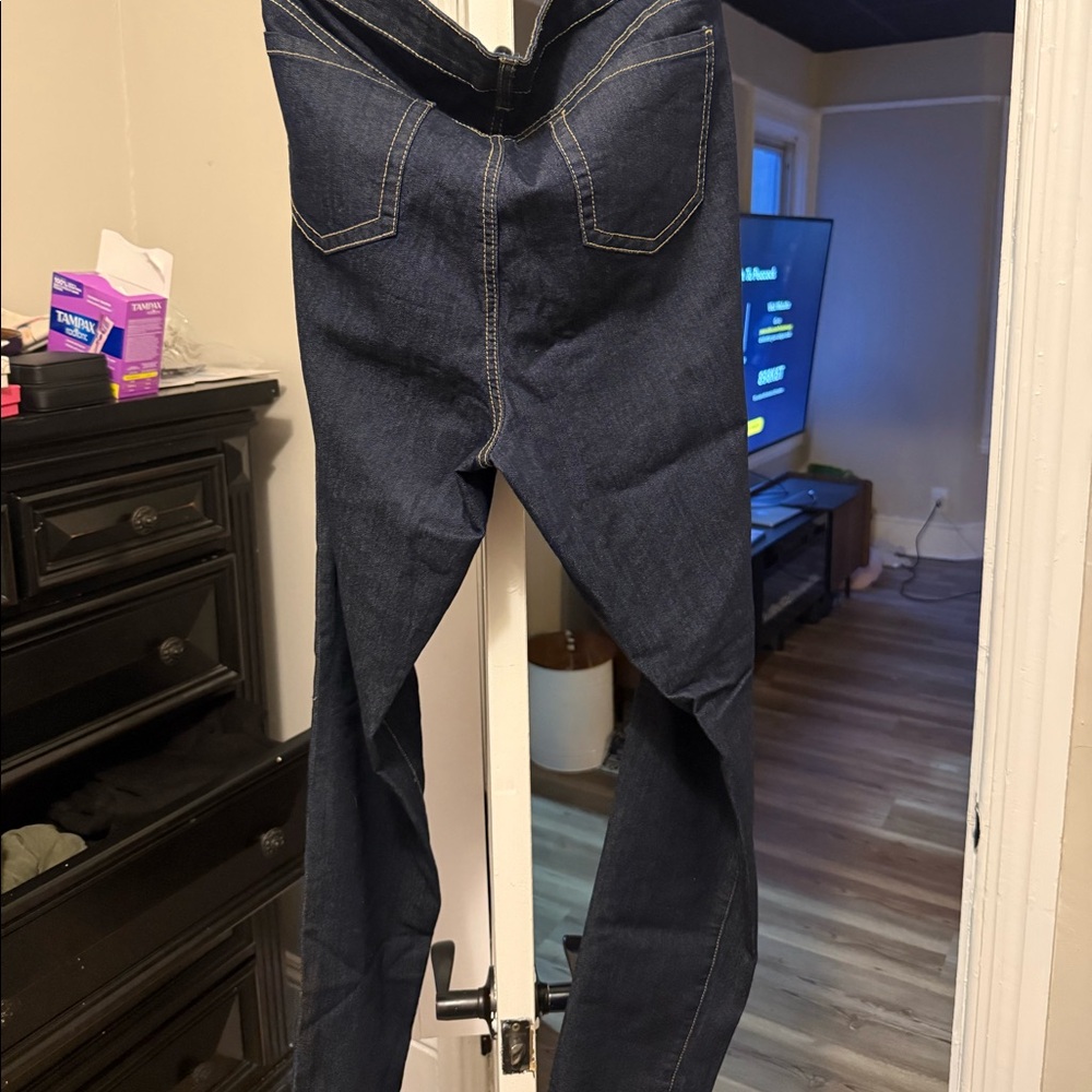 Torrid bombshell skinny jeans dark